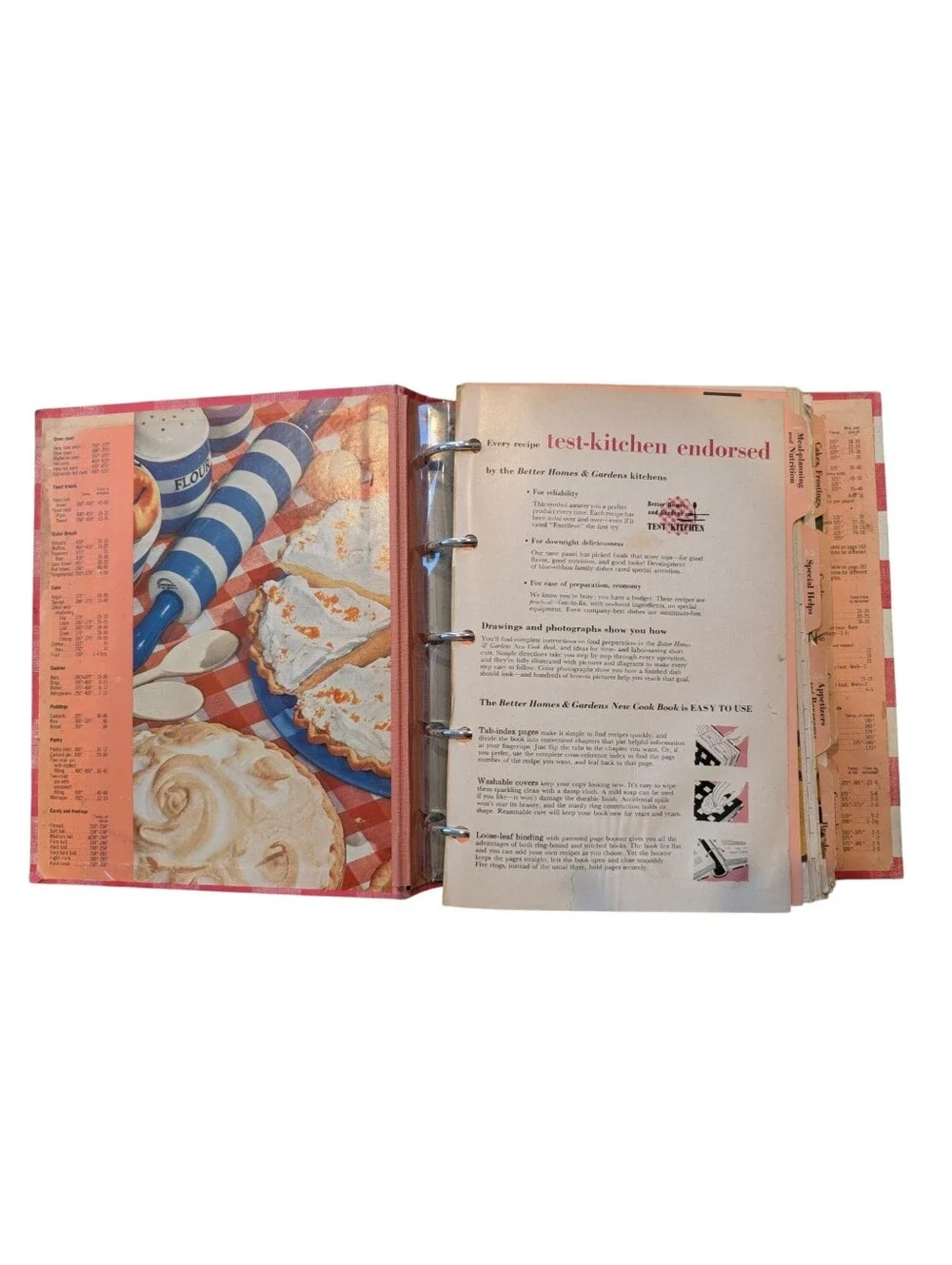 Vintage 1953 Hardbound Better Homes And Gardens New Cookbook.